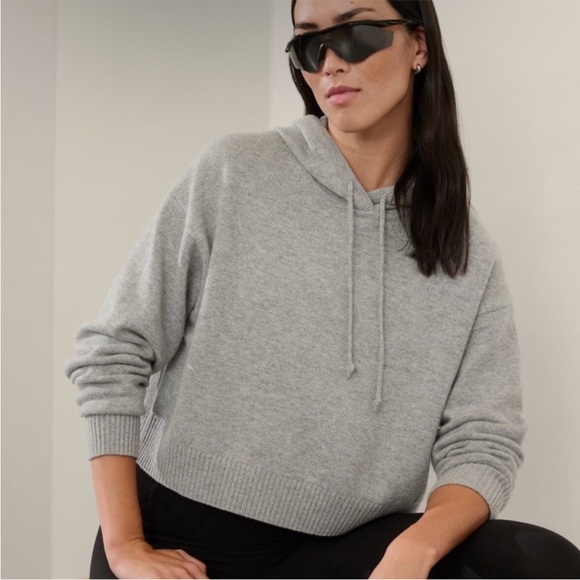 Athleta Sweaters - Athleta Alpine Merino Wool & Cashmere Cropped Hoodie Sweater Gray